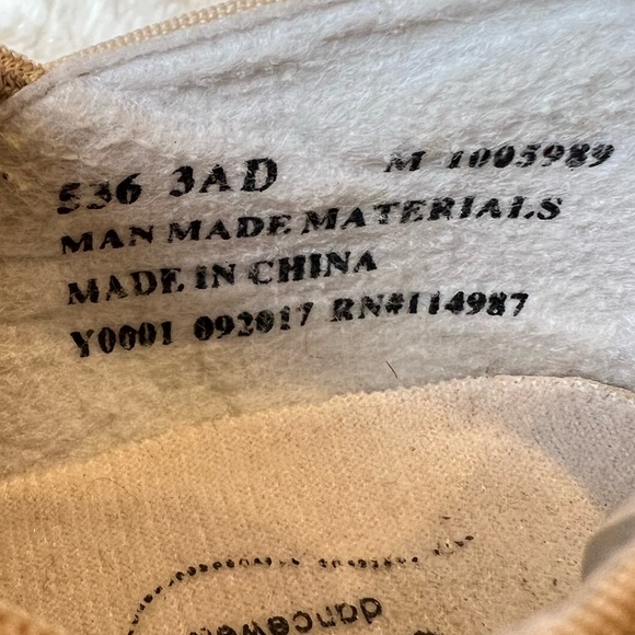 Revolution slip-on tap shoes - Picture 9 of 10